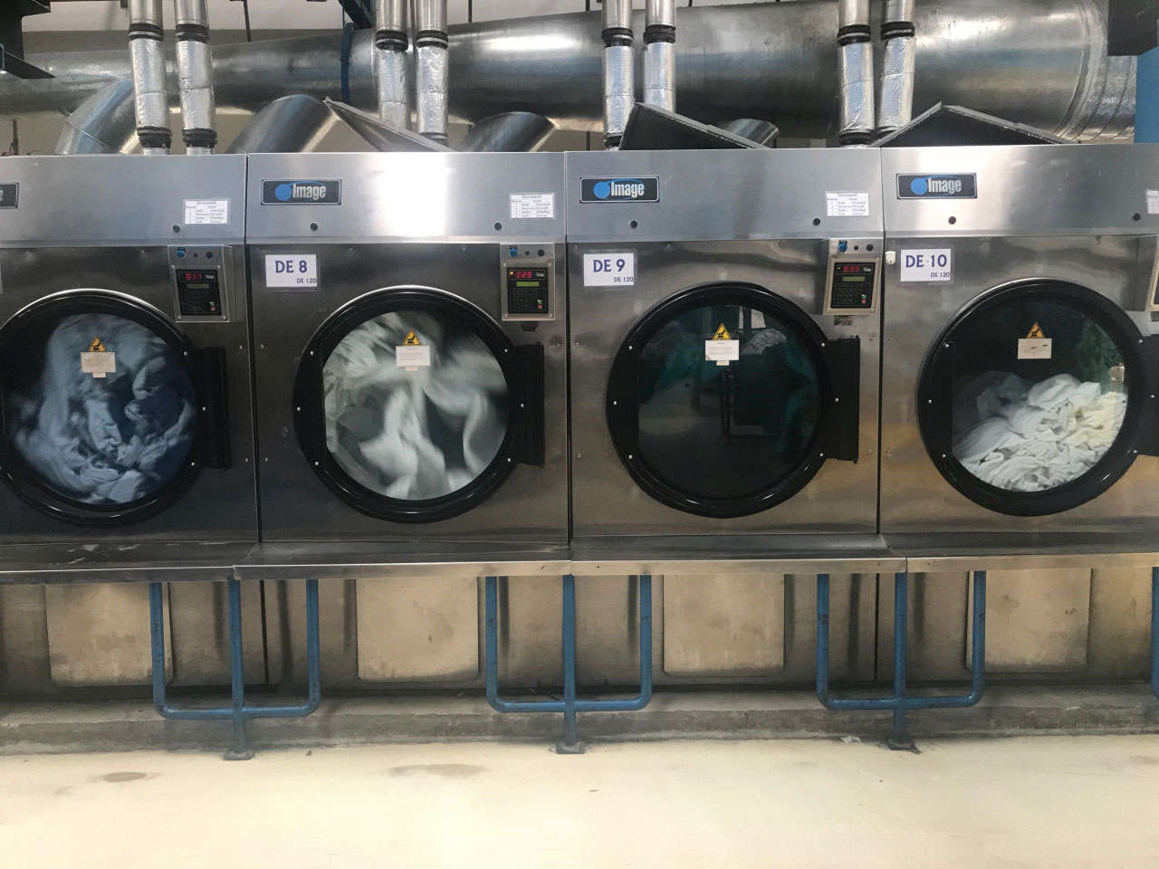 lắp đặt máy giặt công nghiệp